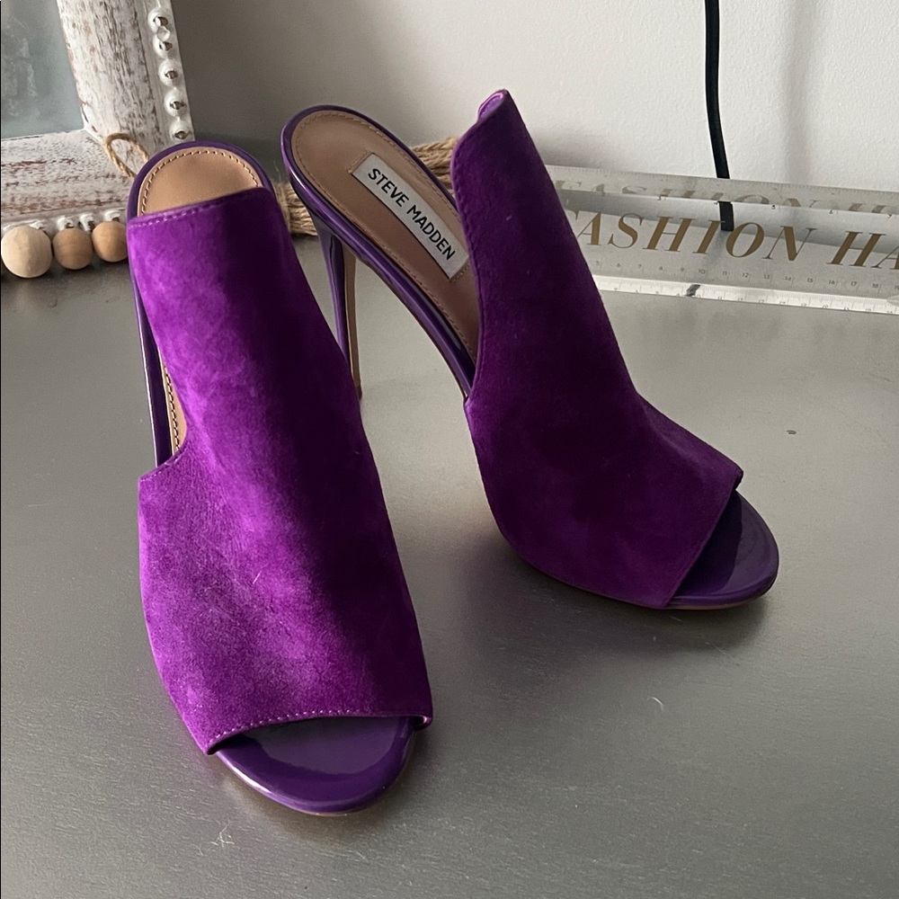 Steve Madden Vibrant Purple Heeled Sandals